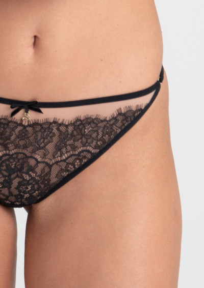 Stringi Lara C300 czarny koronkowe