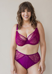 Figi maxi Ellen B600 fuksja Joanna Banaszewska Figi maxi Ellen B600 fuksja Joanna Banaszewska