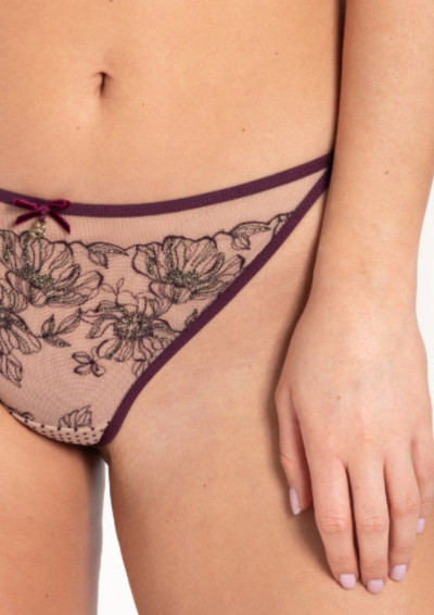 Stringi Sivia C300 bakłażanowy