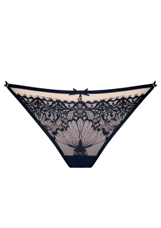 Stringi Tamala C300 tattoo