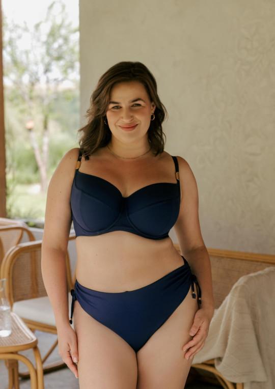 Biustonosz plażowy na duży biust Venus A690 granatowy miękki