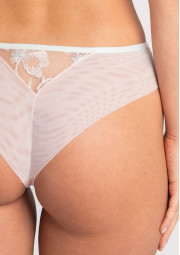 Brazyliany Lena M300 pudrowy